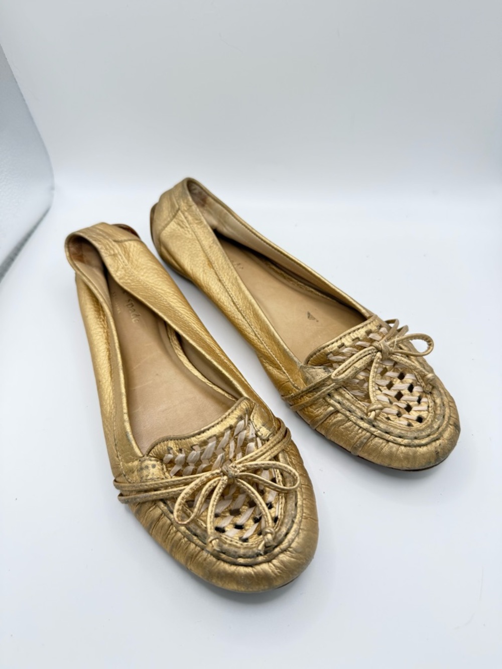 Kate Spade Gold Metallic Driving Moccasins Women’s Size 8‎ Casual Elegance